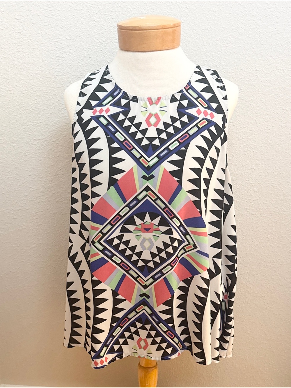 Retro Tribal Geometric Neon Colored Sleeveless Tank Top Size XXL Festival Wear